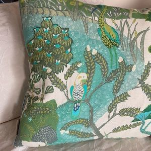 Chinoiserie inspired pillow and insert 💖